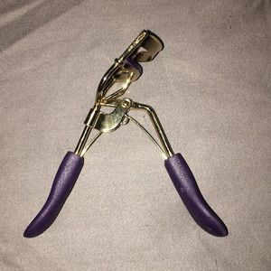 Tarte eyelash curler